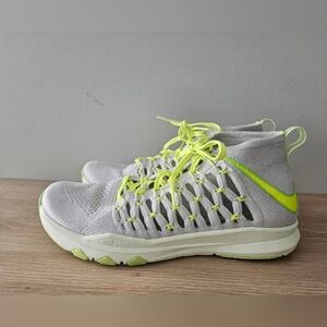 Nike Train Ultrafast Flyknit Size 8